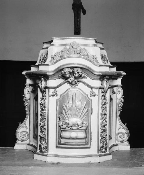 Autel, tabernacle (maître-autel, autel tombeau)