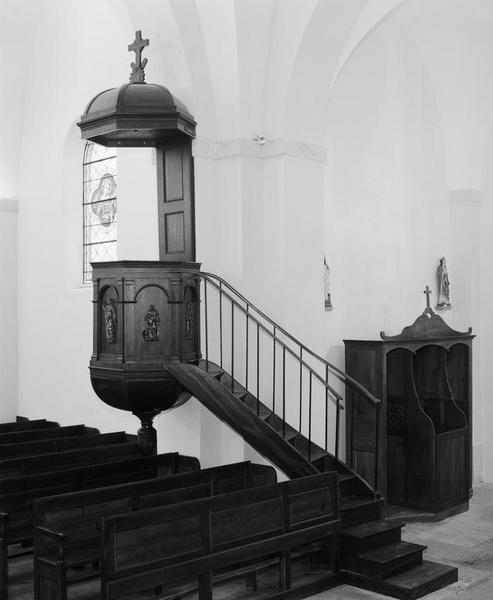 Retable (retable architecturé à ailes)