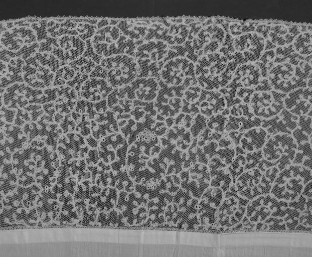 Détail de la dentelle