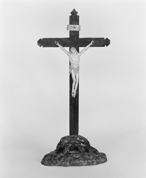 Croix d'autel