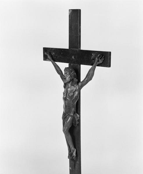 Statue, croix (statuette) : Christ en croix (2)