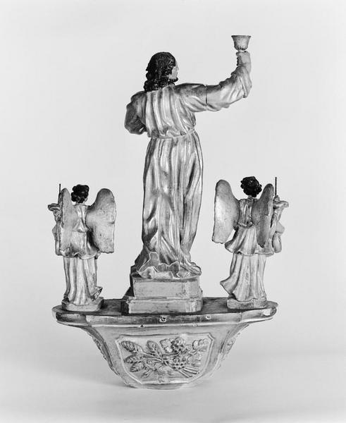 Bâton de procession : Christ entre deux anges