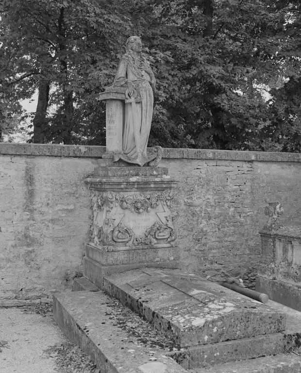 Tombeau des familles Lemonnier et Courtois