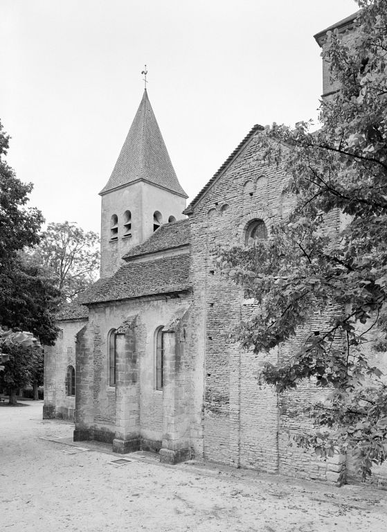 Elévation droite et clocher antérieur