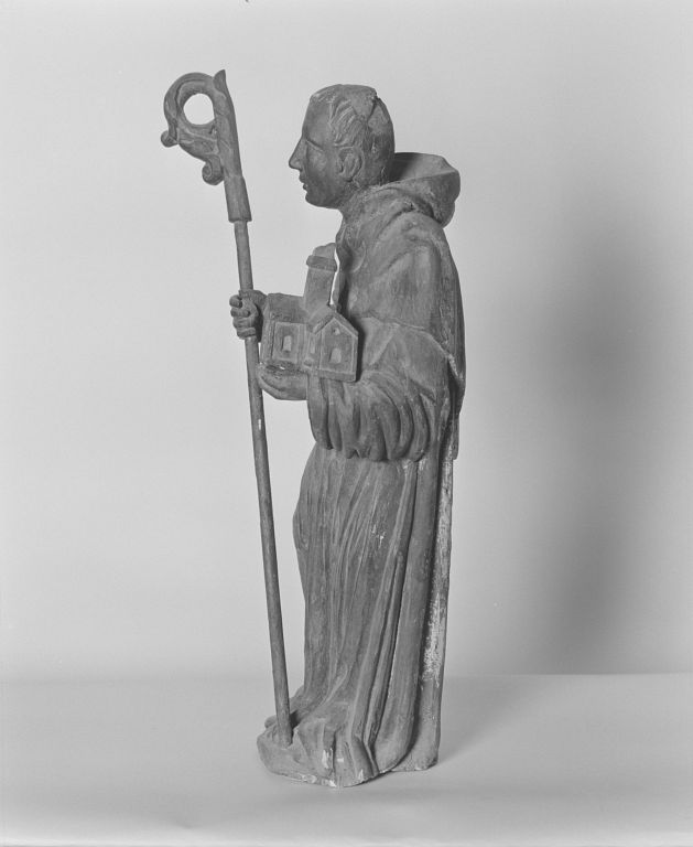 Statuette : saint Bernard.