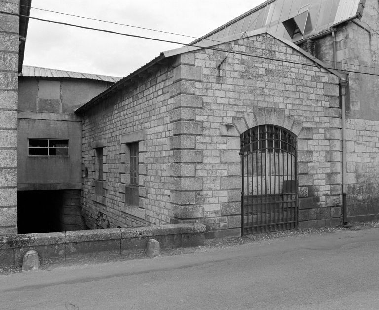 Ancienne forge aux ancres, vue prise de l'ouest.