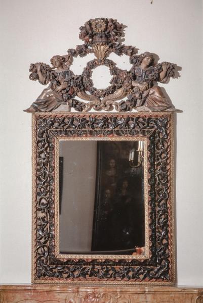 Miroir d'applique, numéro d'inventaire : 87 GHC 12