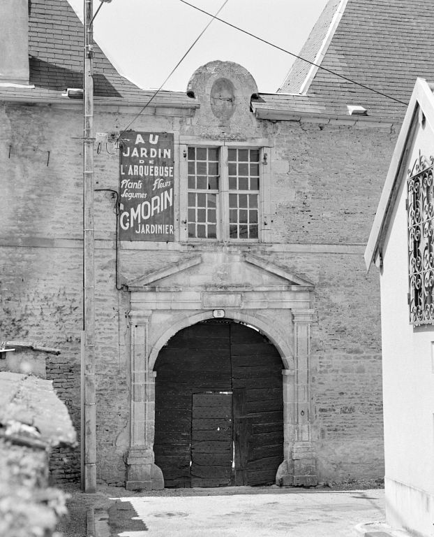 Jeu de l'arquebuse dit Pavillon de l'Arquebuse, actuellement maison