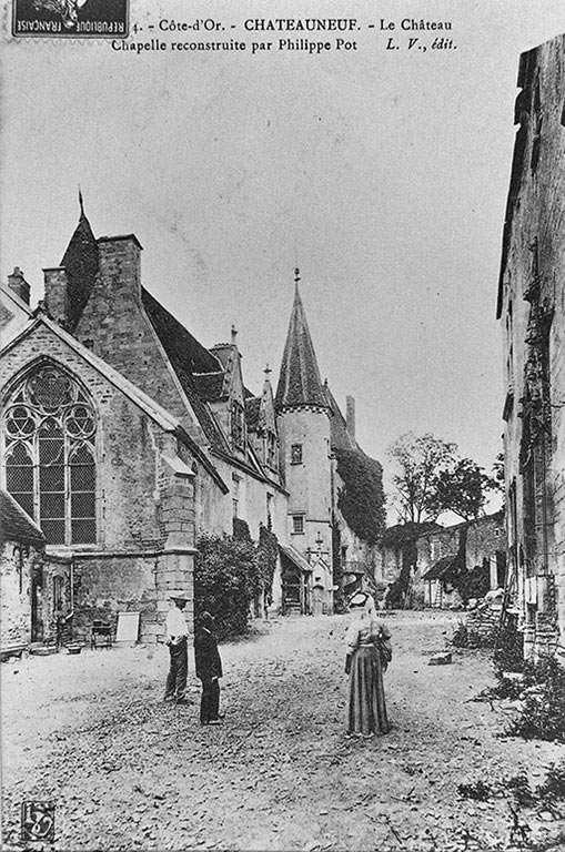 Chapelle et grand logis.