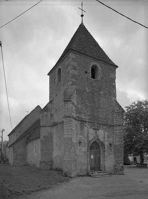 Façade et élévation gauche.