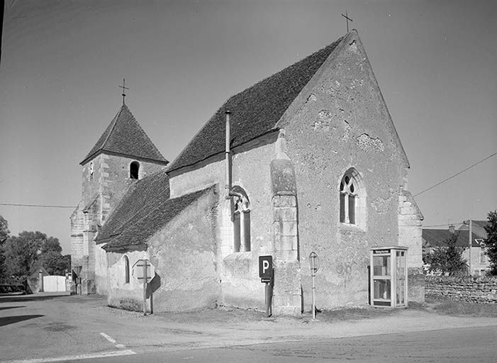 Elévation gauche et chevet.