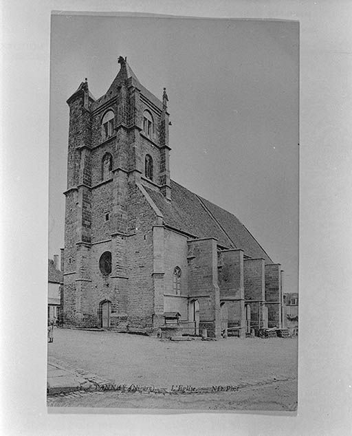 Façade et élévation droite. Carte postale ancienne s.d.