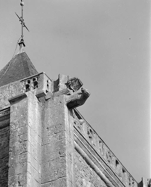 Clocher, angle postérieur droit, côté nord