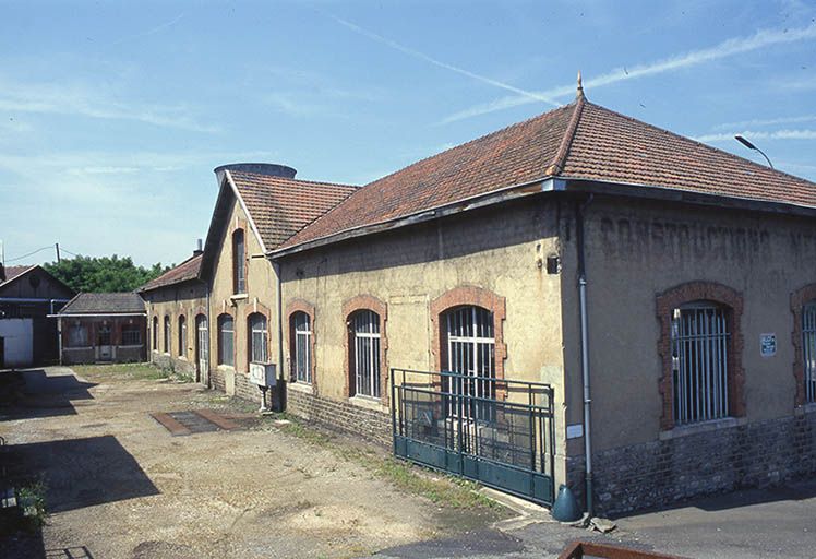 Façade antérieure de l'atelier d'ajustage et de tournage.