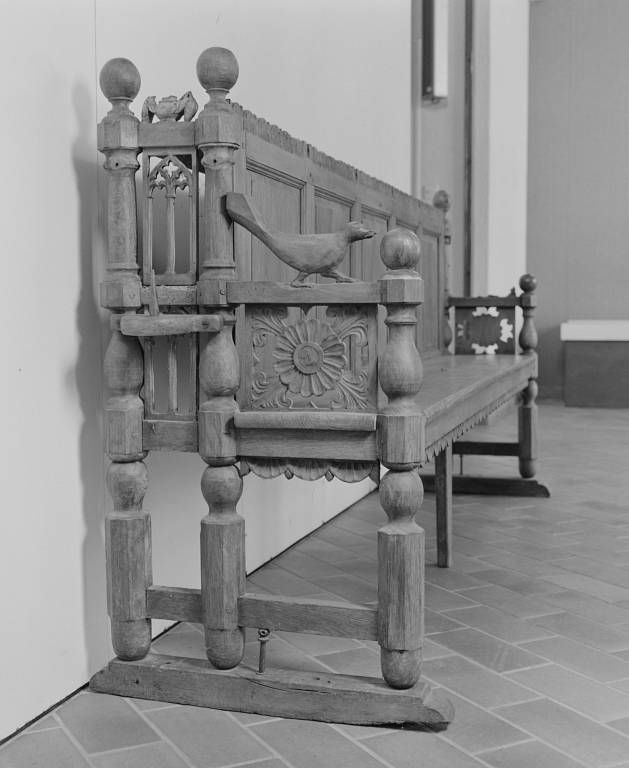 Premier banc, côté gauche