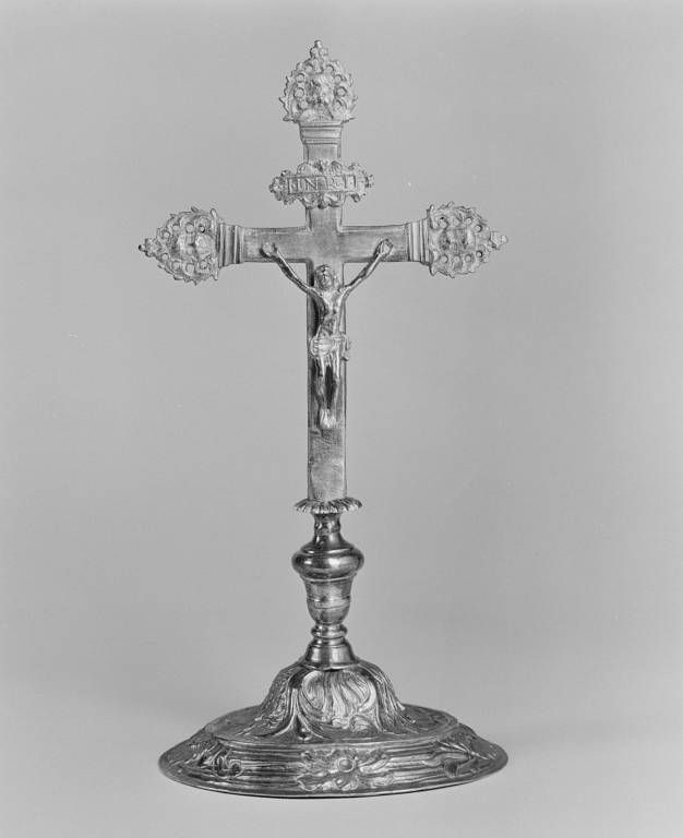 Croix d'autel (croix d'offerte)