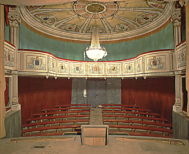 Salle vue depuis la scène.