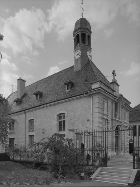 Elévations antérieure et gauche de la salle Saint-Laurent.