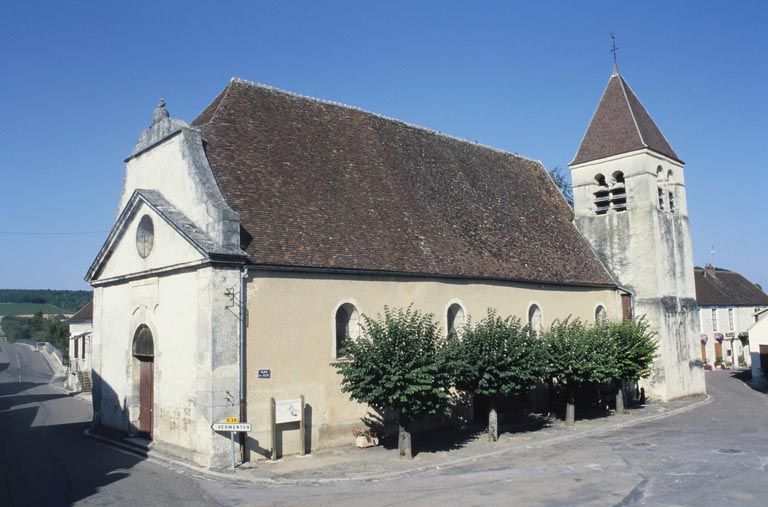 Façade et élévation droite.