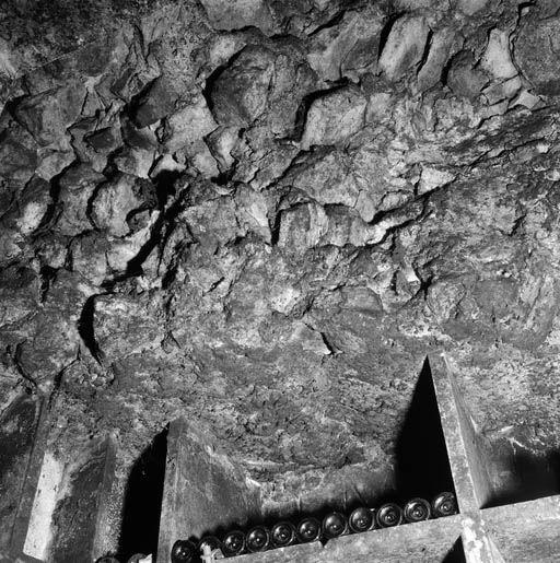 Bâtiment sud : cave, caveron du 2e vaisseau, détail de l'appareil du couvrement