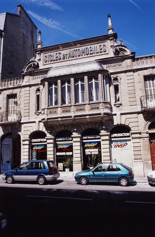 élévation principale, vue générale depuis la rue Jacques-Cellerier