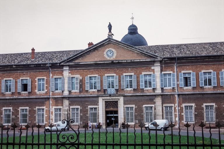 Façade antérieure.
