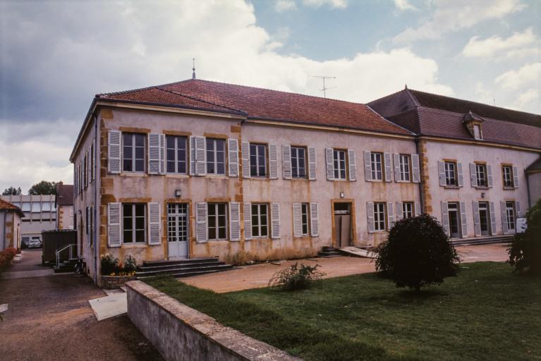 Façade antérieure, partie gauche.