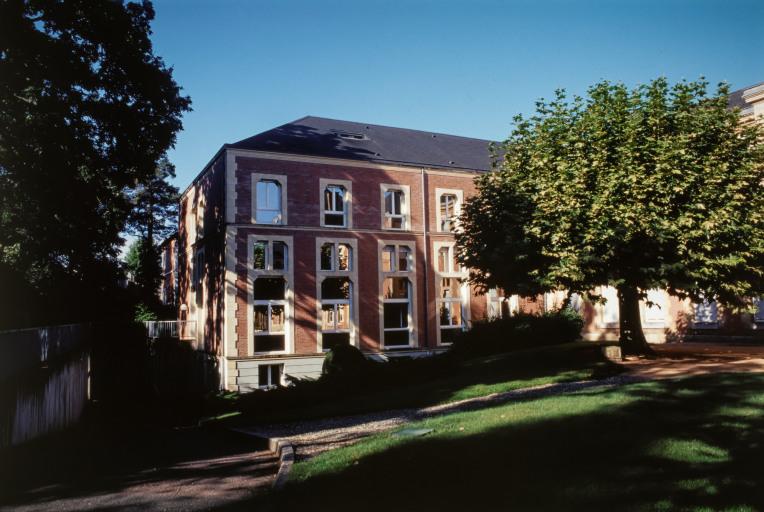 Façade postérieure, partie gauche.