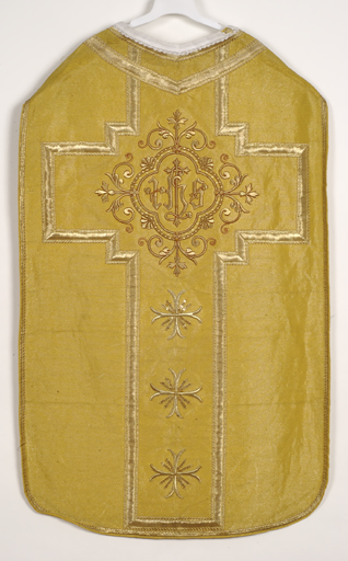 Chasuble (ornement doré).