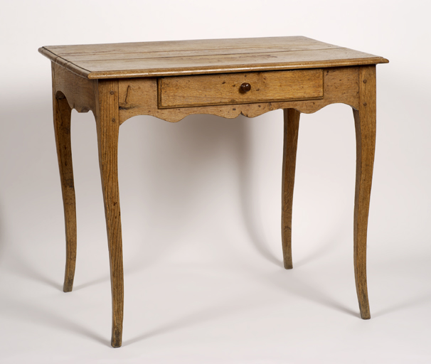 Première table.