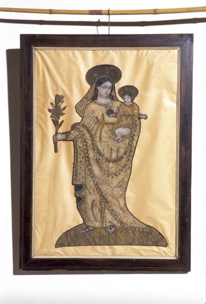 Fragment de bannière de procession : Vierge à l'Enfant.