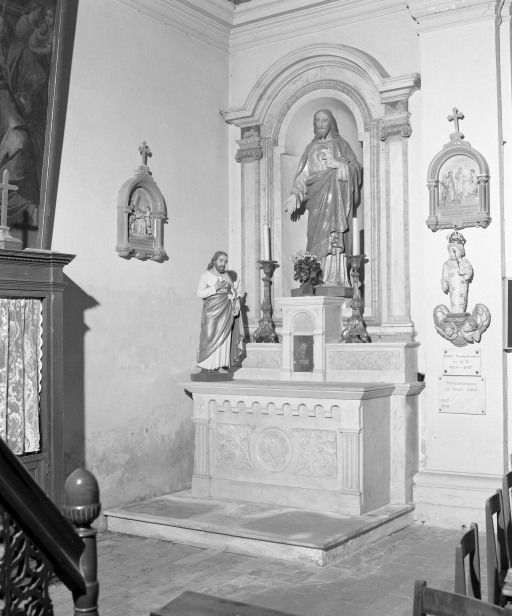 Ensemble des deux autels et retables des chapelles du transept