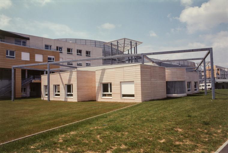 Bâtiment de l'administration.