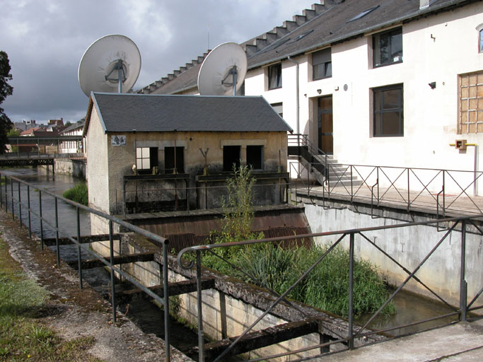 Ancien bâtiment des turbines.