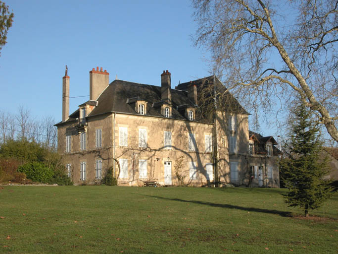 Vue de la maison du maître de forge Auguste Métairie, reconstruite en 1845.