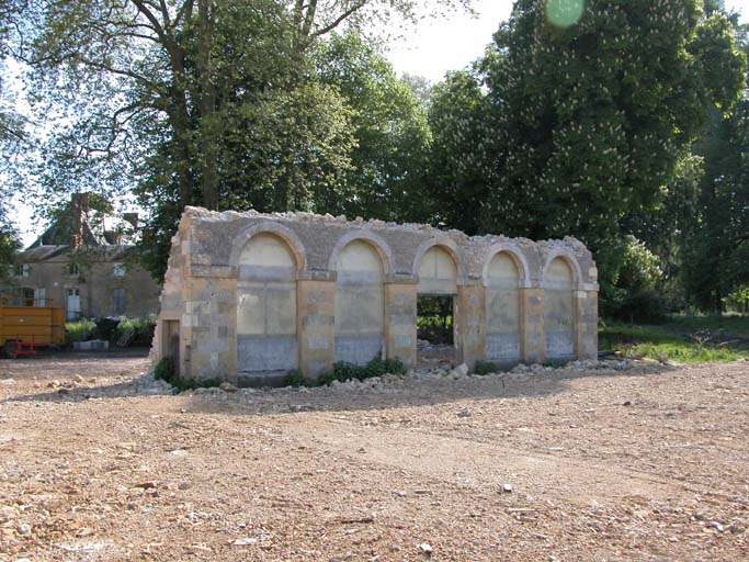 Ruine des bâtiment de l'ancienne forge.