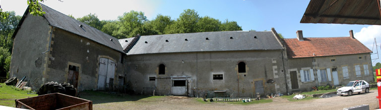 Vue du fourneau de la Belouse qui est transformé en ferme.