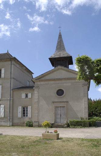 Façade antérieure de la chapelle.
