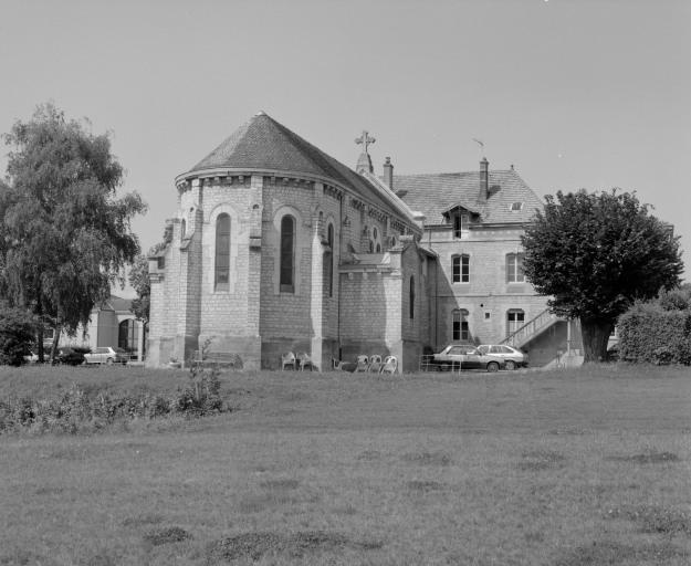 Chapelle, le chevet vue oblique.
