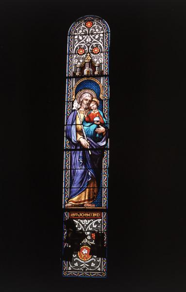 Verrière : saint Joseph et l'Enfant Jésus, vue d'ensemble.