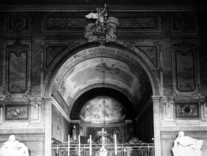 Décors muraux de la chapelle.