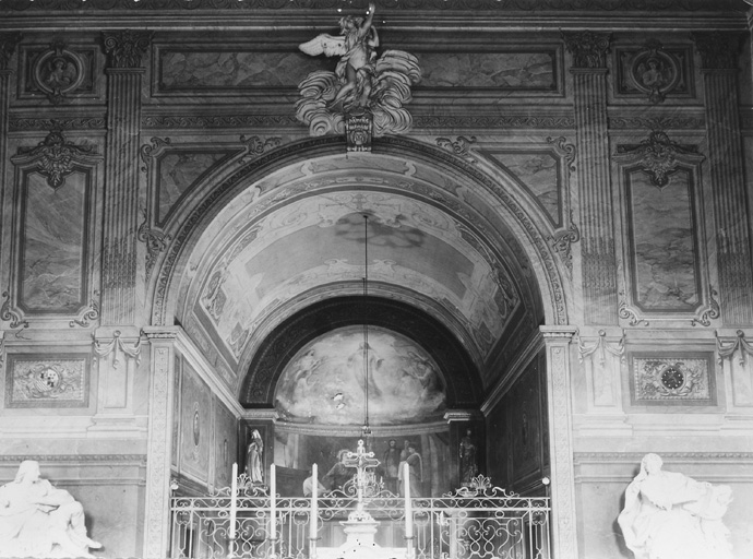 Décors muraux de la chapelle.