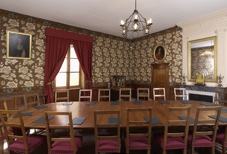 Salle du conseil d'administration, vue d'ensemble.