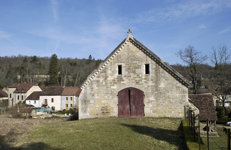 Cellier : mur pignon sud.