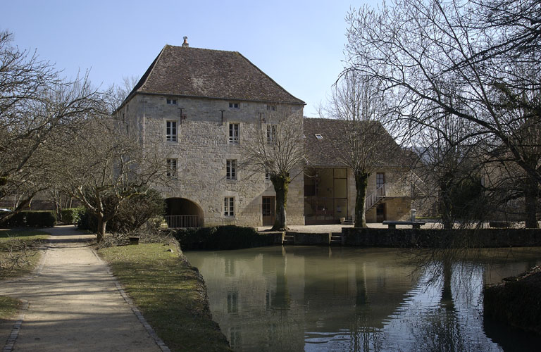 Ancien moulin à eau : élévation ouest.