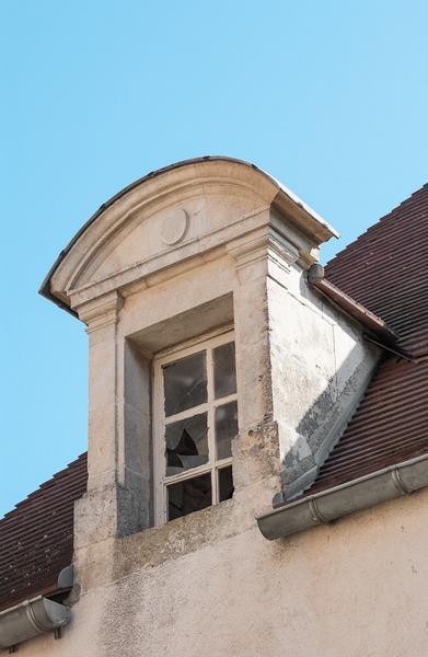 Corps de bâtiment principal : lucarne (élévation latérale ouest).