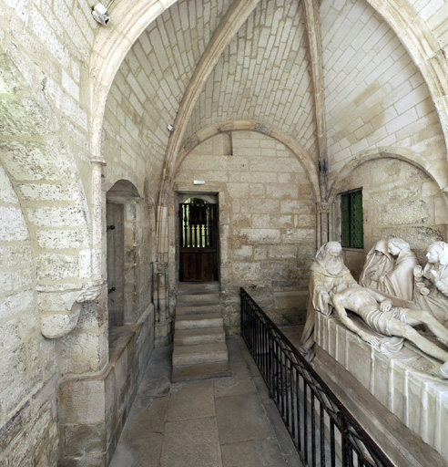 Ancien hôtel-Dieu Notre-Dame-des-Fontenilles, actuellement centre hospitalier et musée