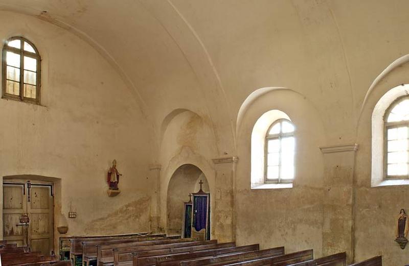 Nef, revers de façade et mur gauche.