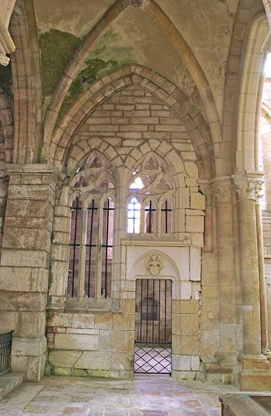 Chapelle Saint-Joseph, mur nord côté choeur.