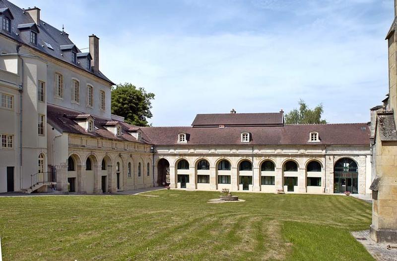 Vue du cloître.